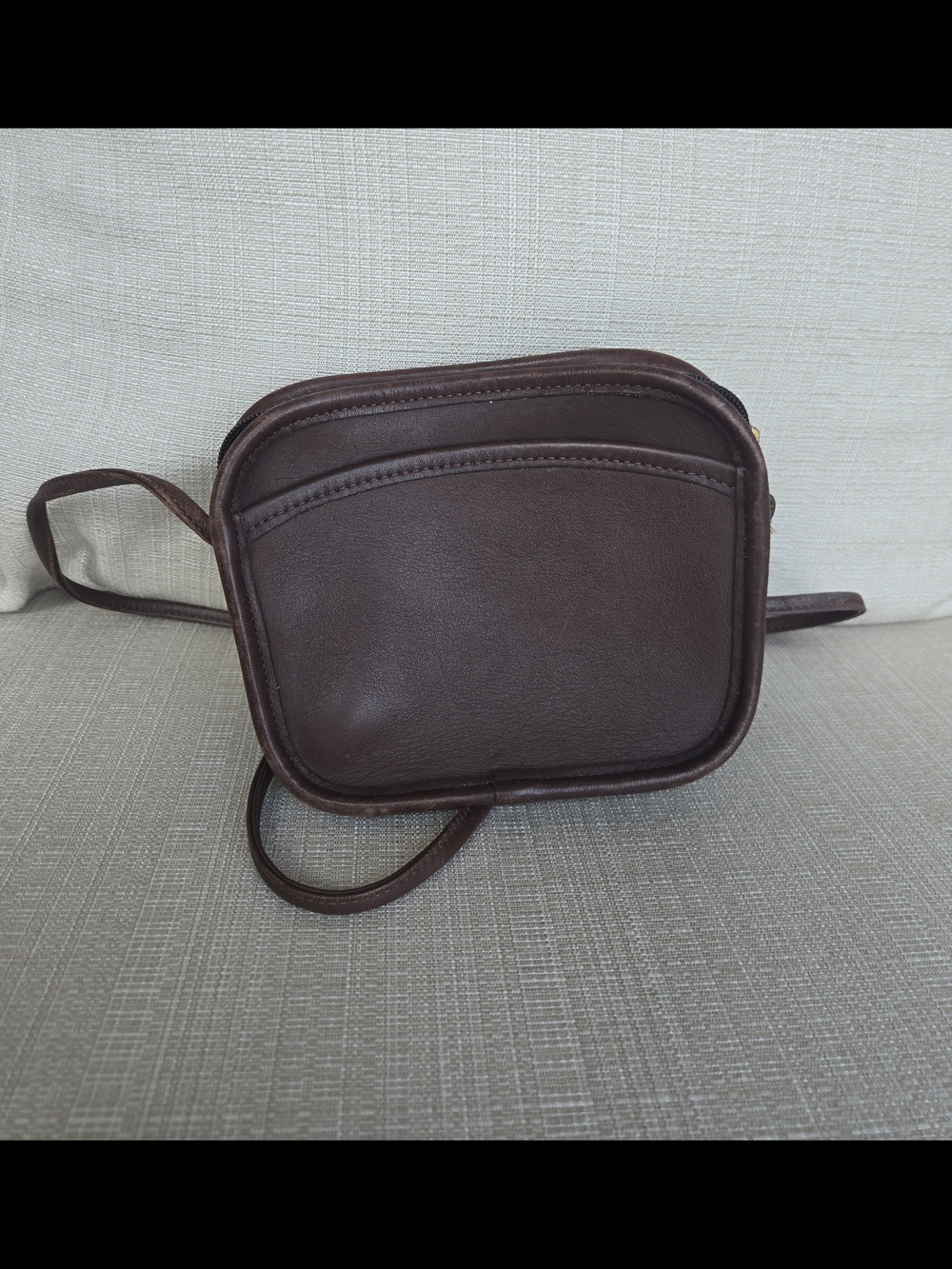 Vintage COACH Mini Crossbody Bag 0722-325